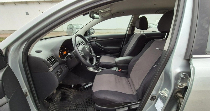Toyota Avensis cena 13900 przebieg: 253680, rok produkcji 2008 z Katowice małe 121
